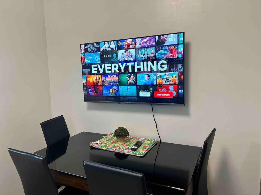Bellona Near Mall Of W/ Netflix & Pool Apartment *